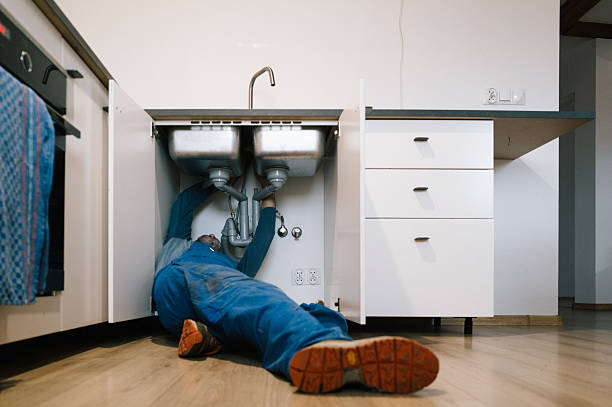 Professional Plumbing technician working in Eugene, OR